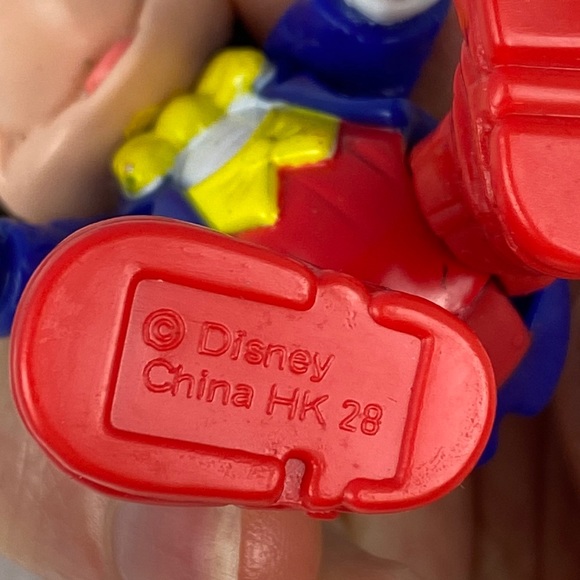 Vintage 1994 Epcot Center adventure at Disney World Mickey in the USA - Picture 4 of 6